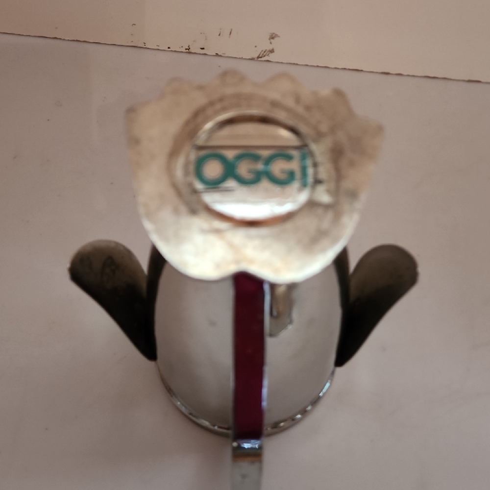 Stainless Steel Penguin Cocktail Shaker. - Picture 6 of 11